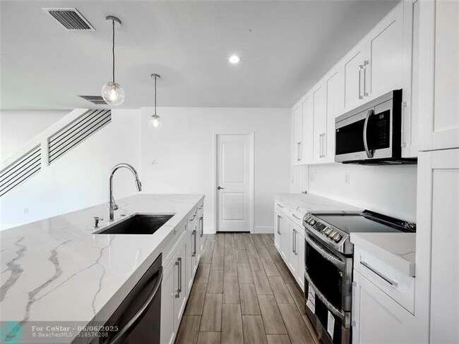 Building Photo - 116 NW 41st St