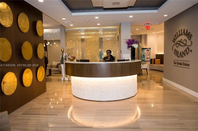 Building Photo - 3000 Island Blvd