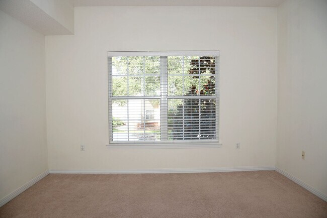 Building Photo - 1501 Partin Dr N
