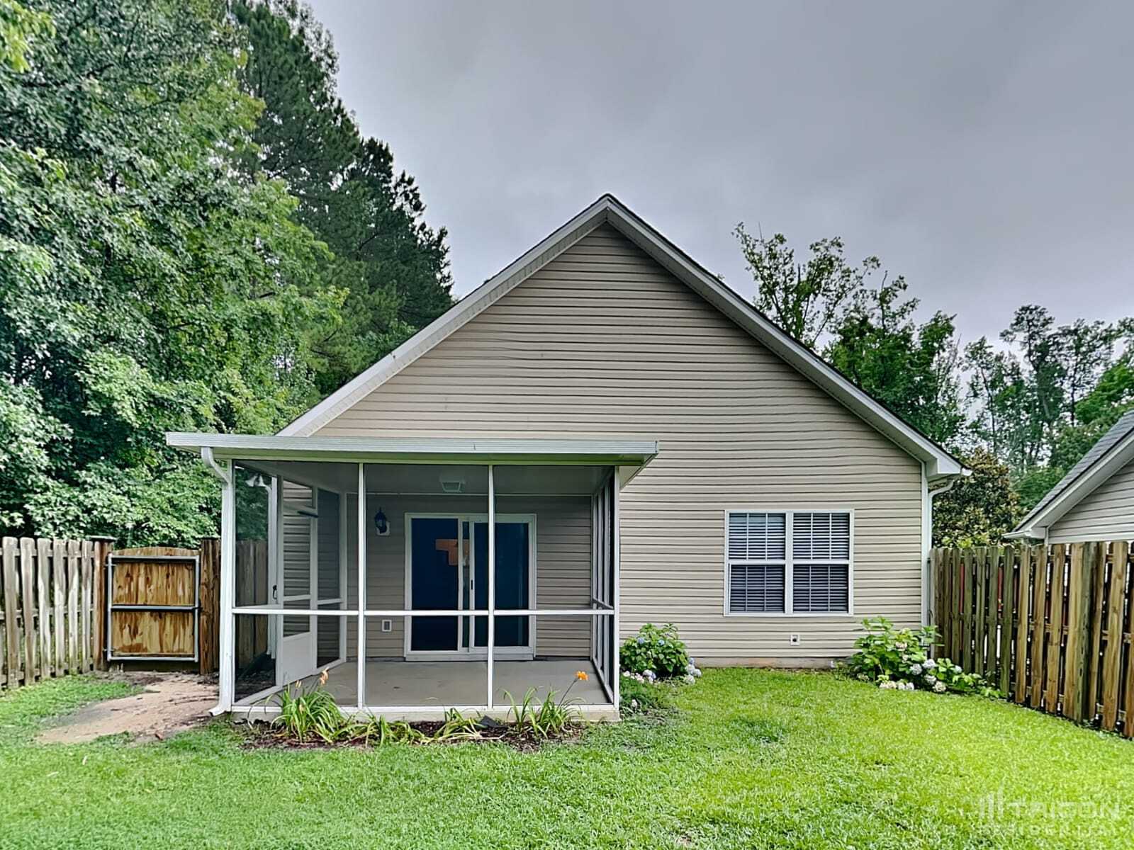 Building Photo - 9 Preston Green Ct