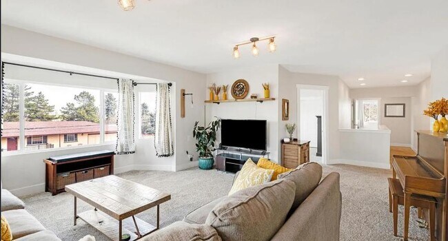 Building Photo - 10490 W Dakota Ave