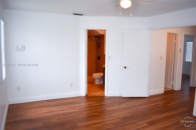 Building Photo - 11759 SW 117th Pl