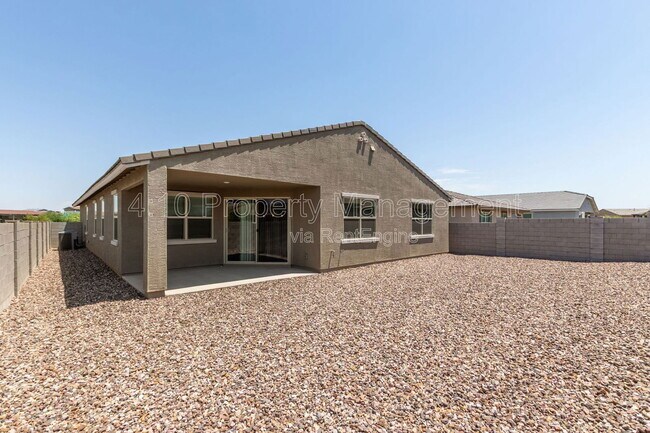 Building Photo - 35405 W Catalan St