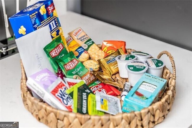 Building Photo - 859 Regal Path Ln