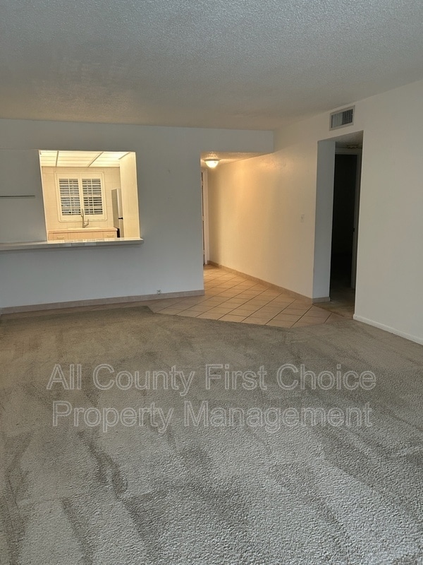 Building Photo - 10540 77th Terrace