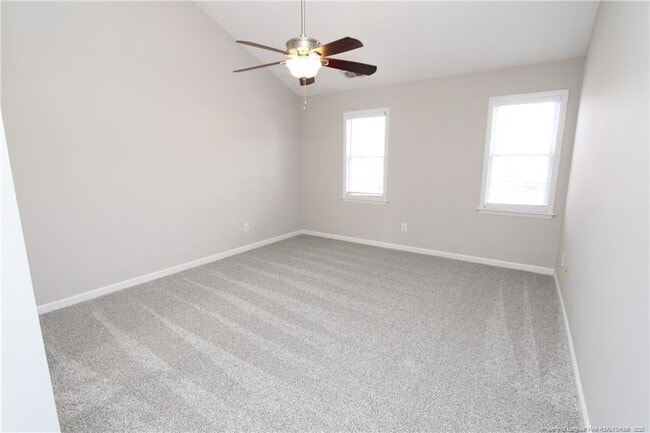 Building Photo - 101 Lake Meadow Dr