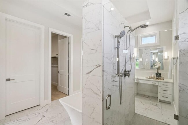 Building Photo - 2404 Sailboat Pass