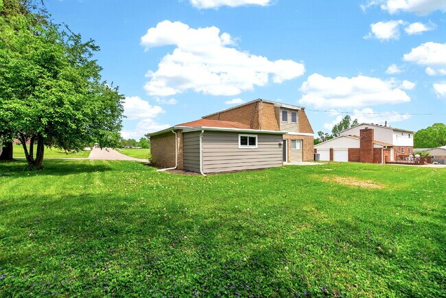 Building Photo - 931 Waycross Rd