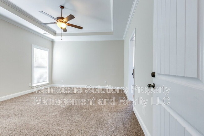 Building Photo - 1634 Earl Ct