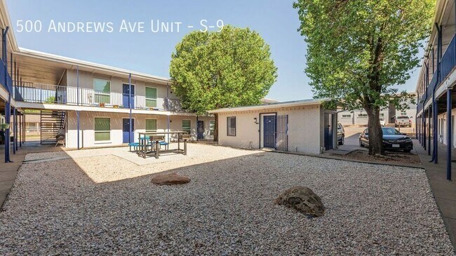 Building Photo - 500 Andrews Ave
