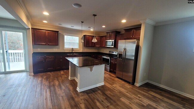 Building Photo - 601 Teaberry Dr