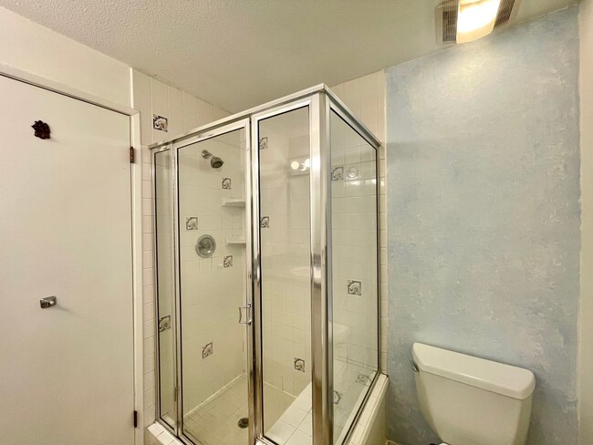 Building Photo - Great House for Rent