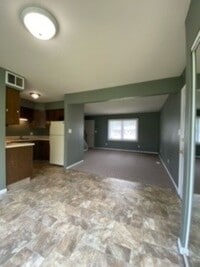 Building Photo - 1402 Co Rd 6