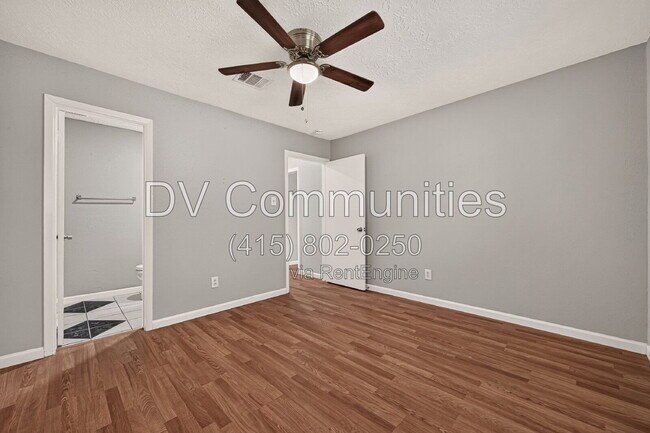 Building Photo - 5041 E Ridge Creek Dr