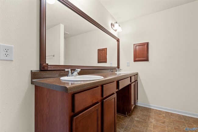 Building Photo - 313 Mertle Dr