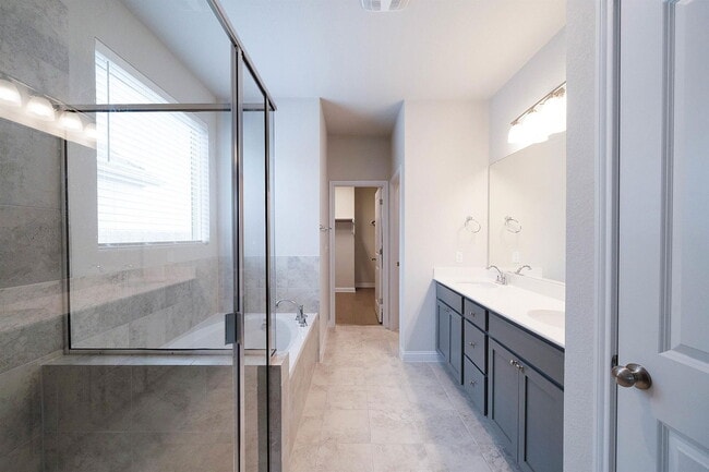 Building Photo - 8208 Cottage Rose Dr