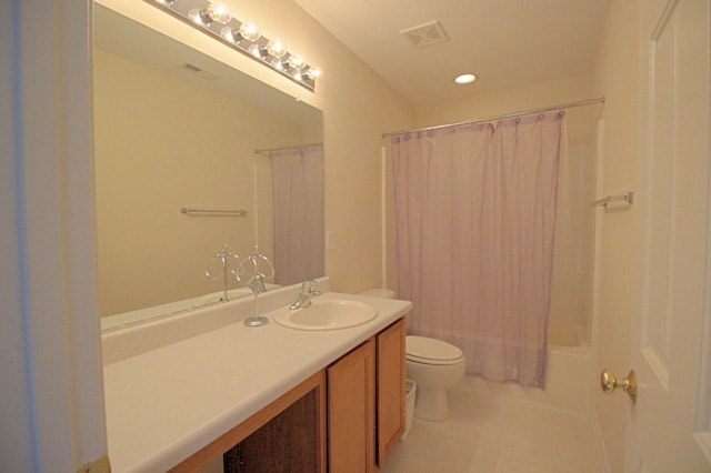 Building Photo - Gorgeous 3 bedroom, 2.5 bath house close to Brier Creek