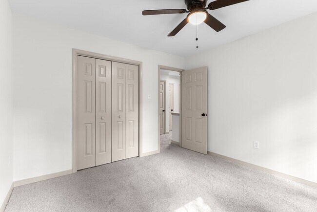 Building Photo - $3,000 / 4 br / 3 ba / 2,012 sqft