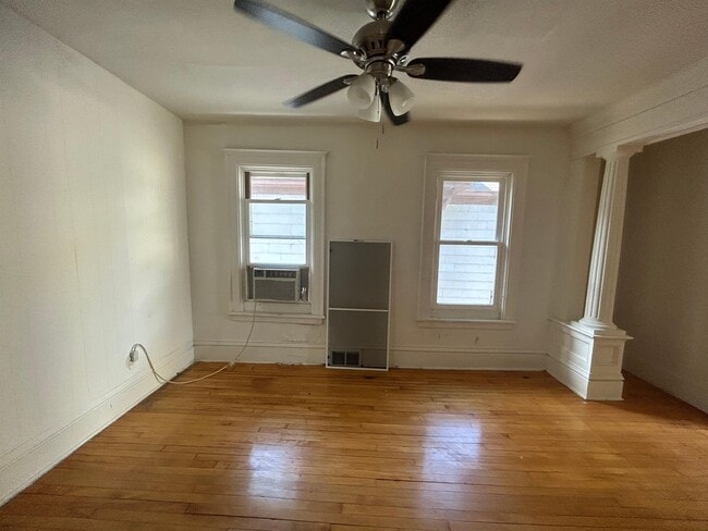 Building Photo - 120 S Blair St