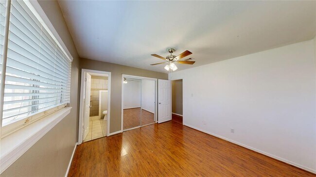 Building Photo - 22306 Rustic Bridge Ln