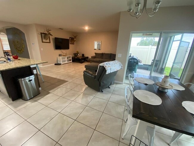 Building Photo - 4058 Silverstream Terrace
