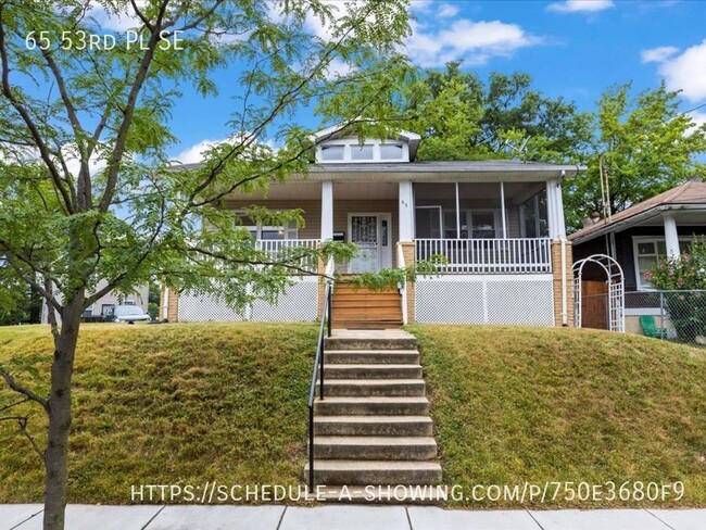 Building Photo - Spacious home with alot of yard space FIRS...