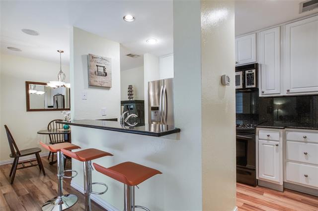 Building Photo - 3949 Buena Vista St