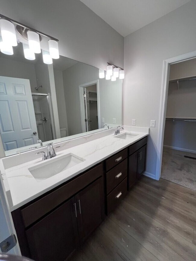 Building Photo - Fresh. Modern. Yours. New Ranch Home in Ar...