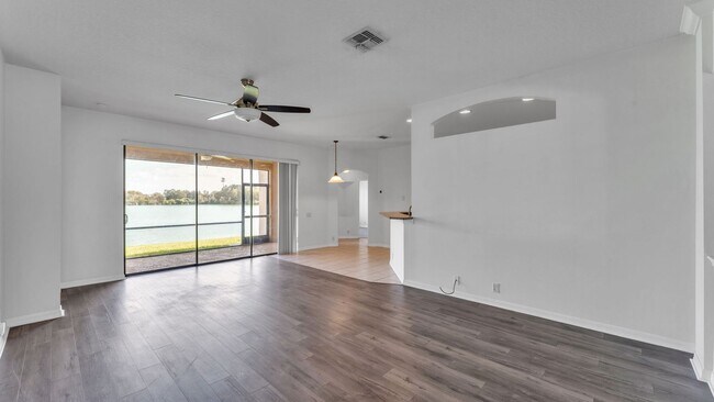 Building Photo - Waterfront home for RENT! 4 bed/2.5 bath