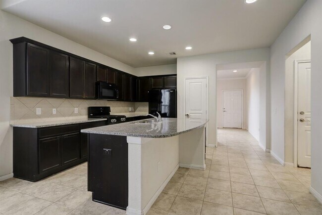 Building Photo - 16617 Conner Creek Ln