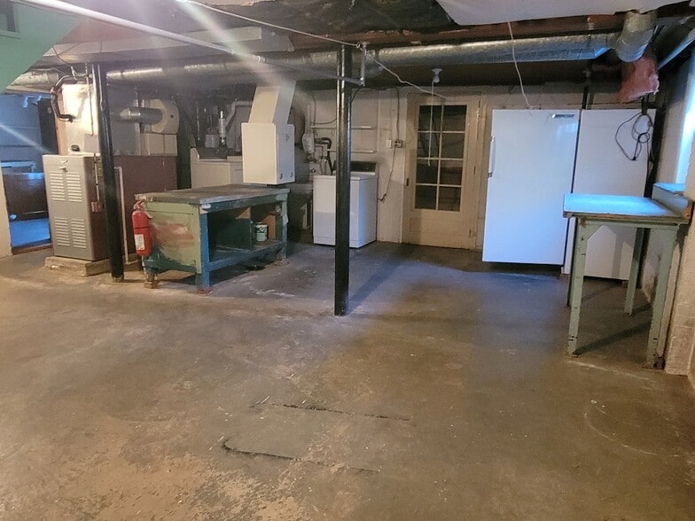 Building Photo - 848 Stone Hill Rd