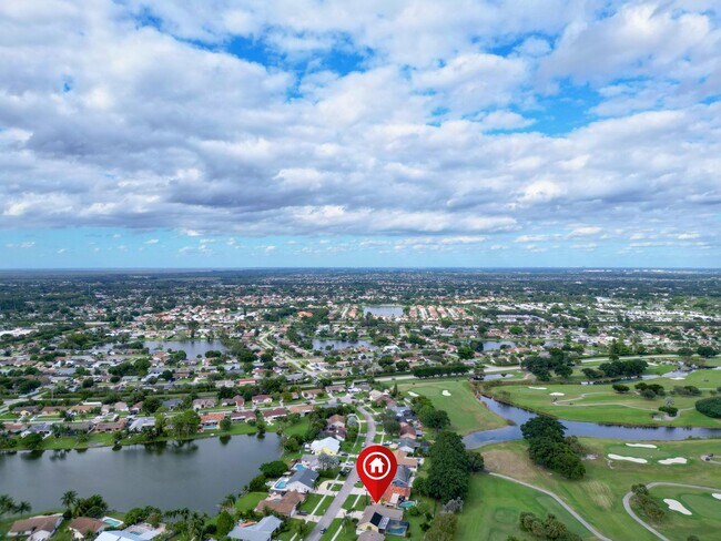 Building Photo - 19508 Hampton Dr