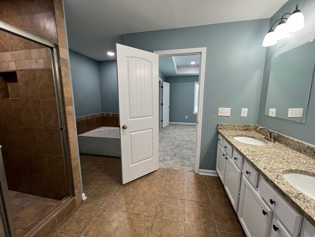 Building Photo - Home for rent in Prattville
