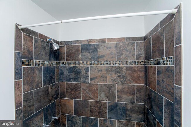 Building Photo - 413 Brandywine Ct