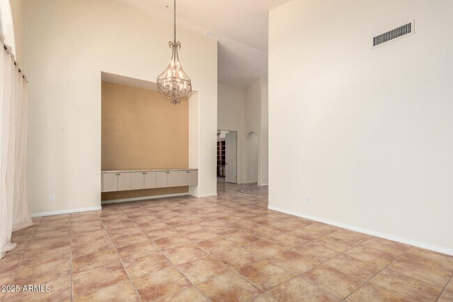 Building Photo - 11627 E Bella Vista Dr
