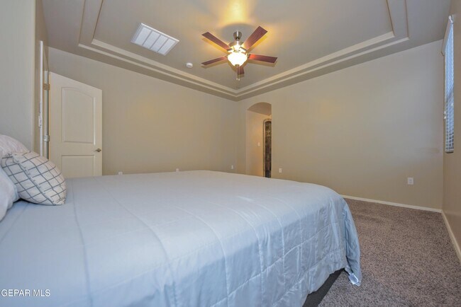 Building Photo - 270 Silver Hill
