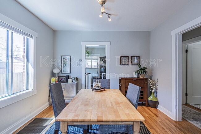 Building Photo - 555 Harrison St