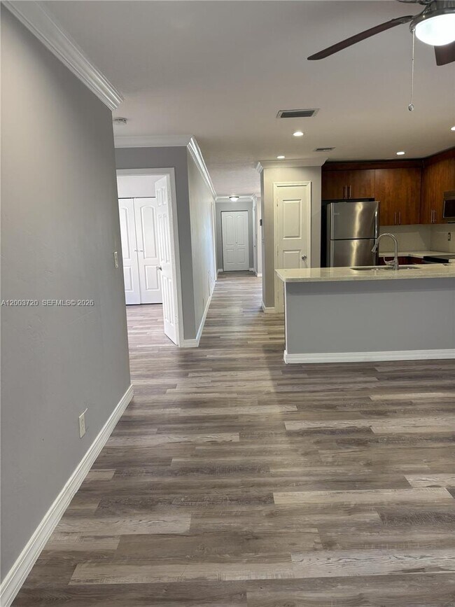 Building Photo - 8444 NW 23rd Manor