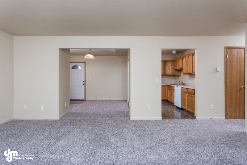 Building Photo - 7016 Weimer Rd