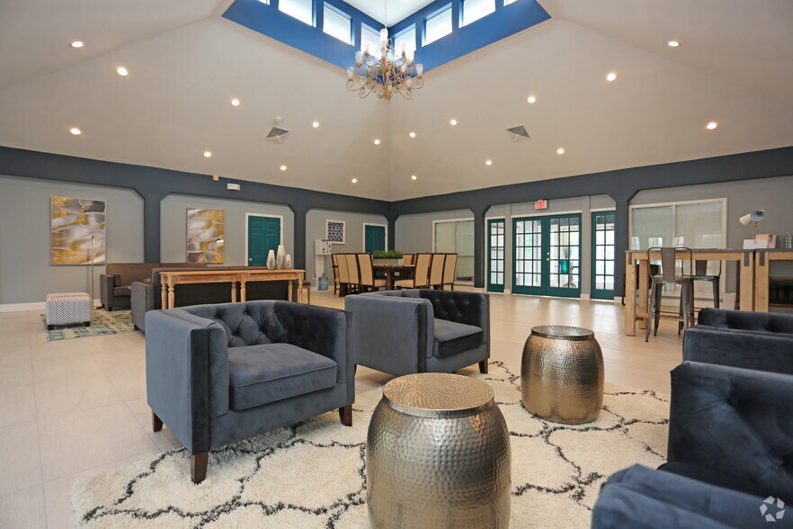 Valley Island Palms Apartments 302 S Doolittle Rd Edinburg TX 78542