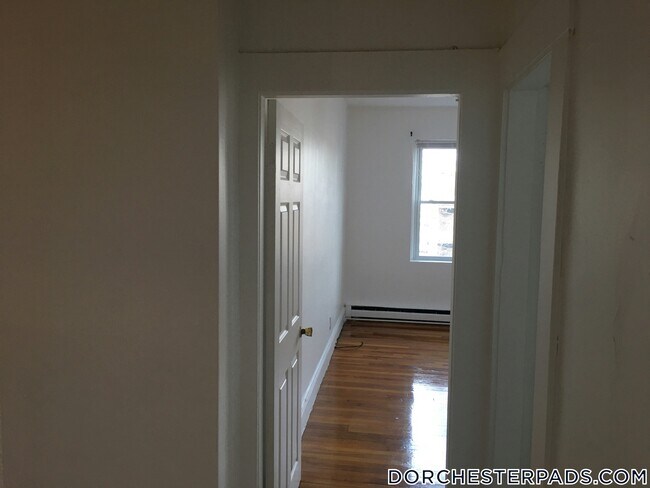 Building Photo - 451 Norfolk St