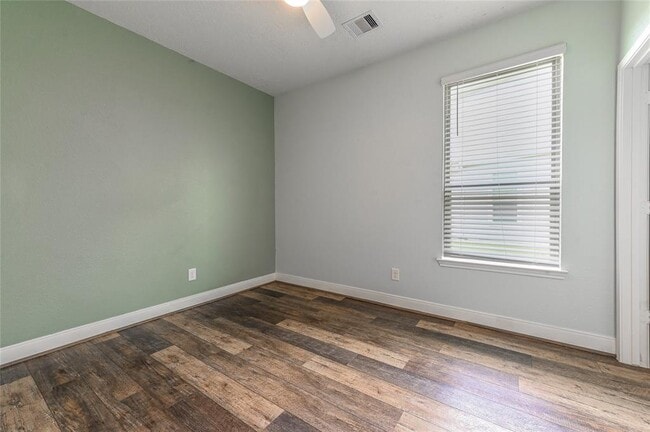 Building Photo - 703 Hardwood Grv Ct