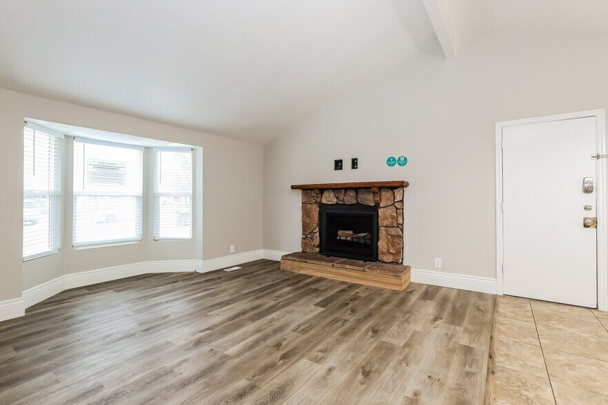 Building Photo - 4256 S 6180 W