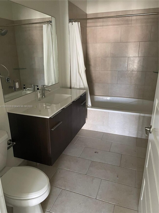 Building Photo - 4740 NW 84th Ct