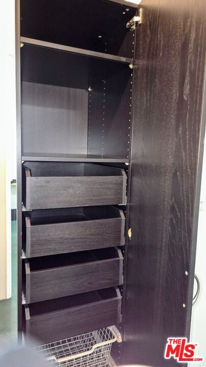 Building Photo - 849 S Broadway