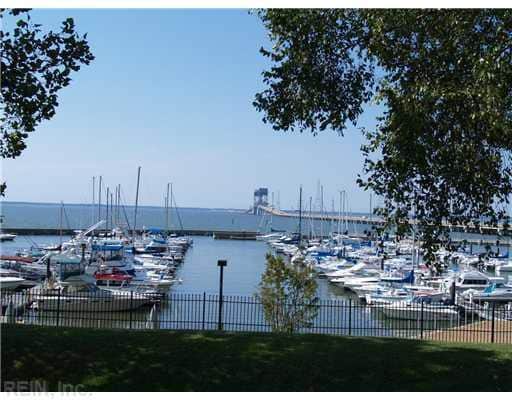 Building Photo - 7505 River Rd