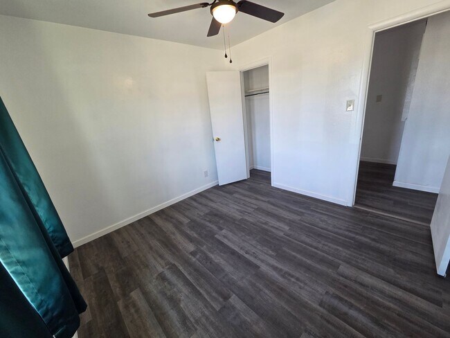 Building Photo - 3 or 4 Bedroom Home For Rent with New Refrigerated Air