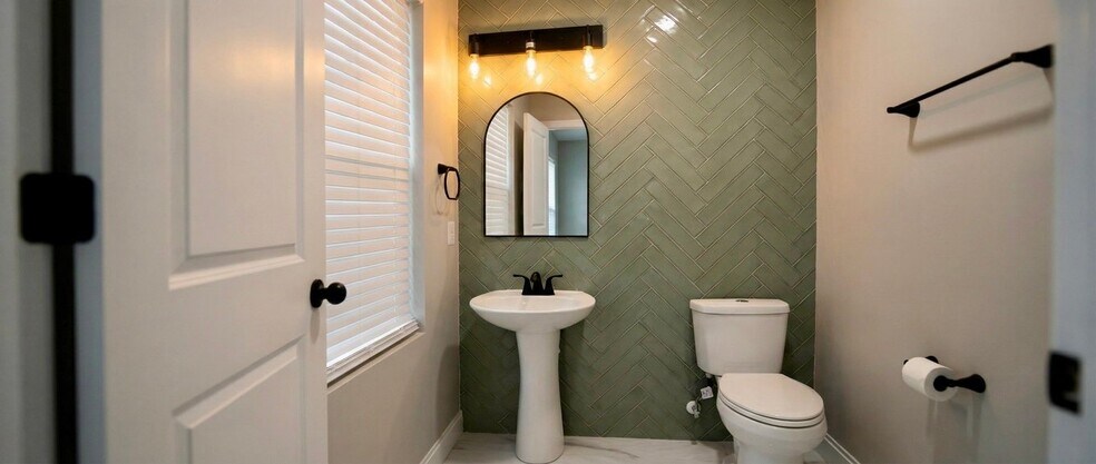 Building Photo - 2009 N Smallwood St