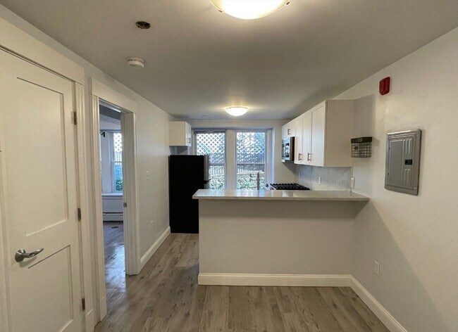 Building Photo - 233 Lafayette St