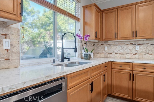 Building Photo - 18571 Amalia Ln